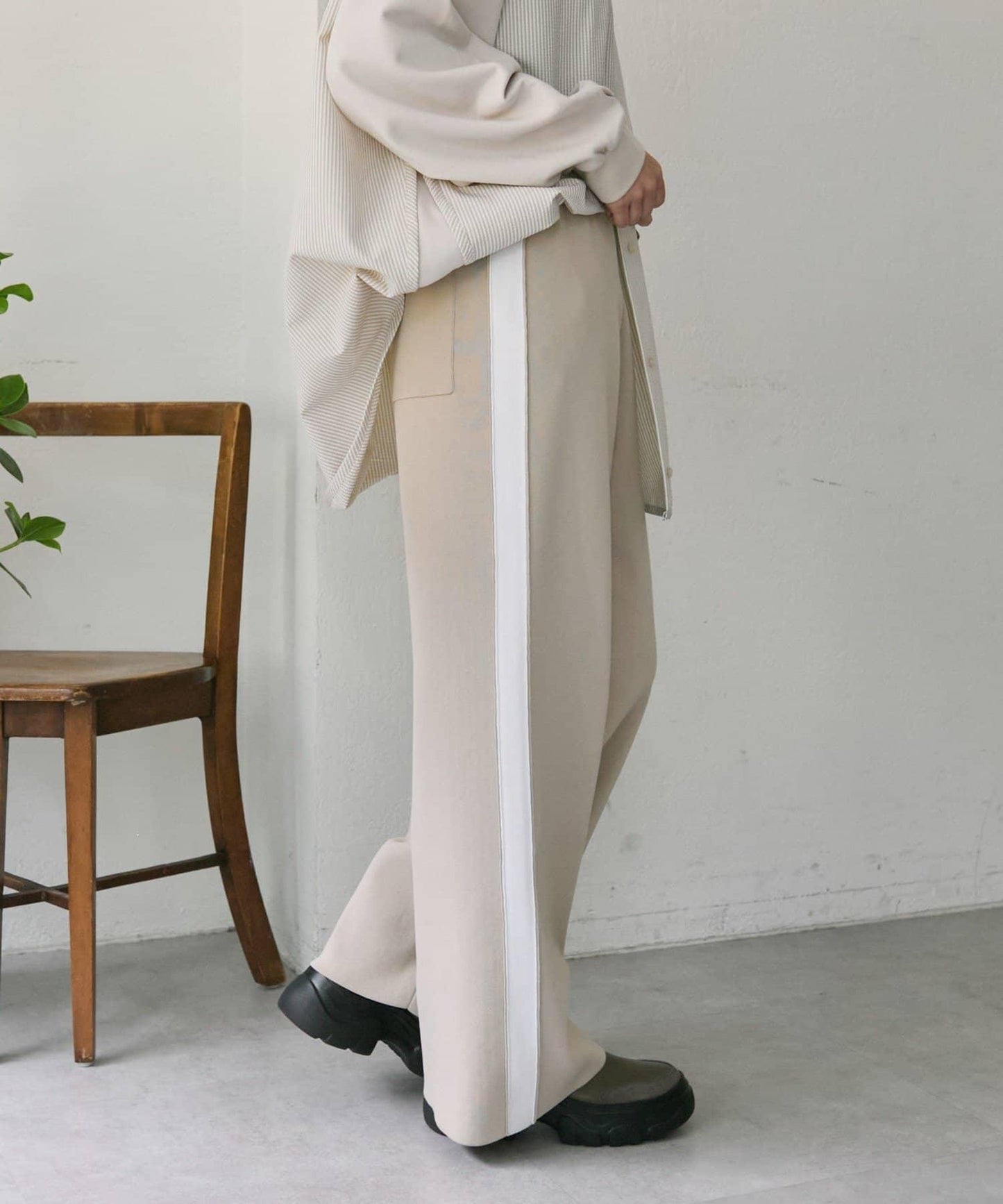 《ウエスト総ゴム/リラックス》針織休閒長褲【SUM1 STYLE(スミスタイル)】