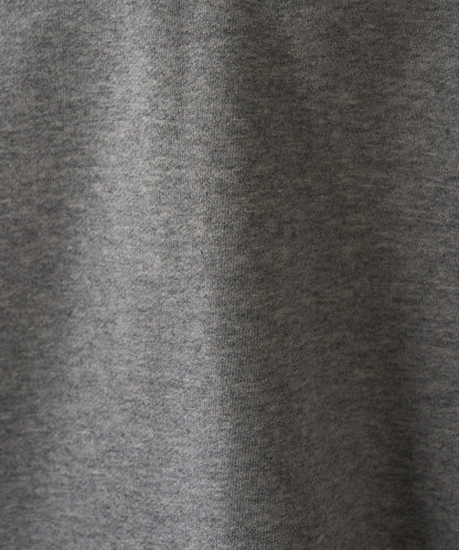 【顯高級感/小臉效果】蕾絲V領衛衣