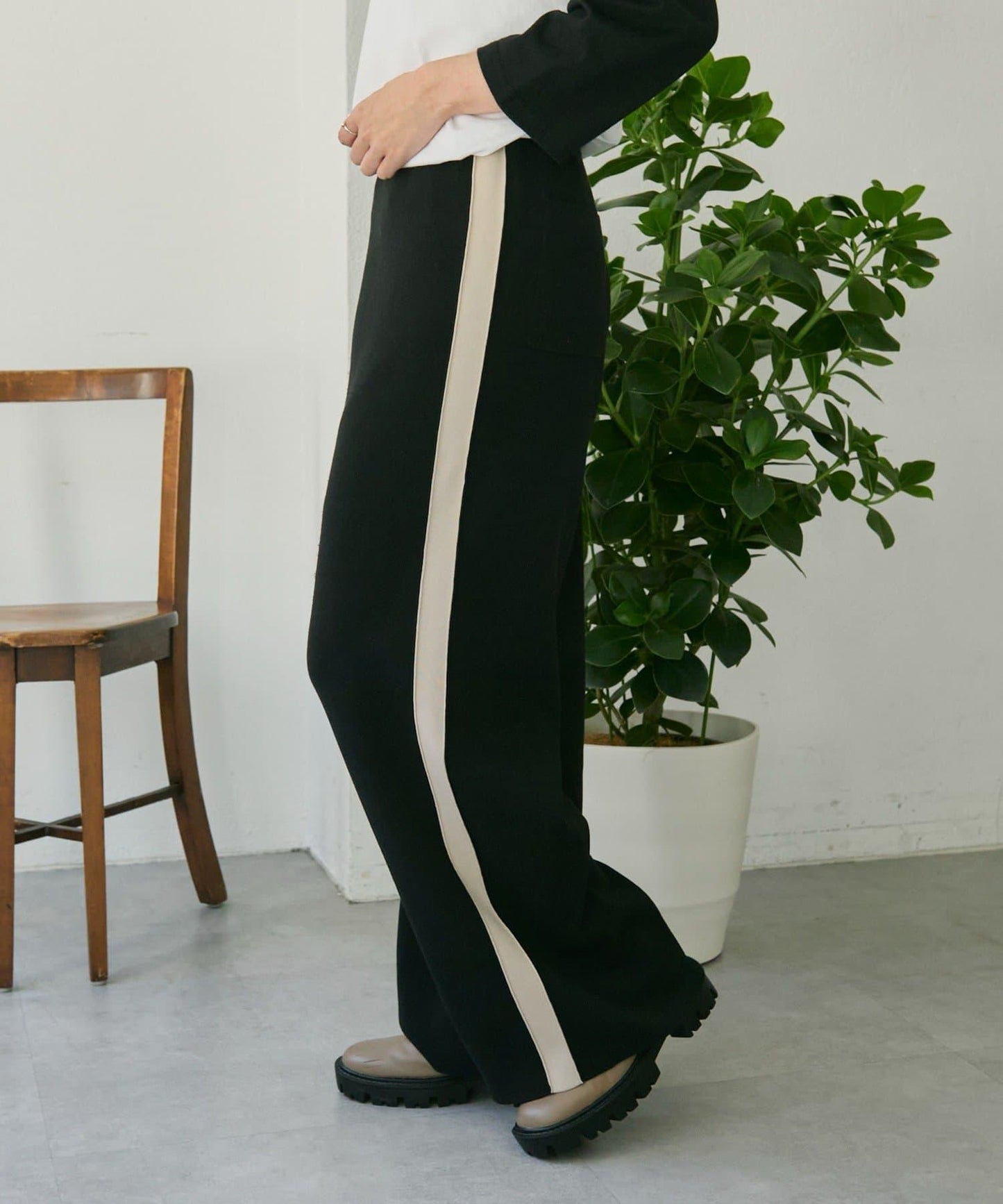 《ウエスト総ゴム/リラックス》針織休閒長褲【SUM1 STYLE(スミスタイル)】