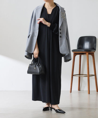 V領運動連衣裙/禮服