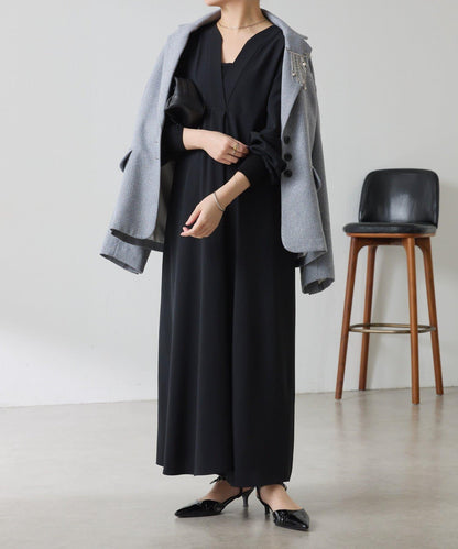 V領運動連衣裙/禮服