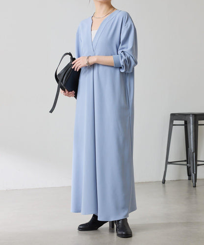 V領運動連衣裙/禮服