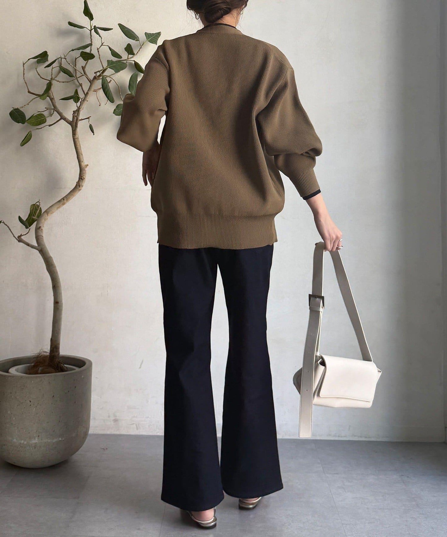 彈力喇叭牛仔褲