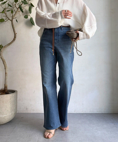 彈力喇叭牛仔褲