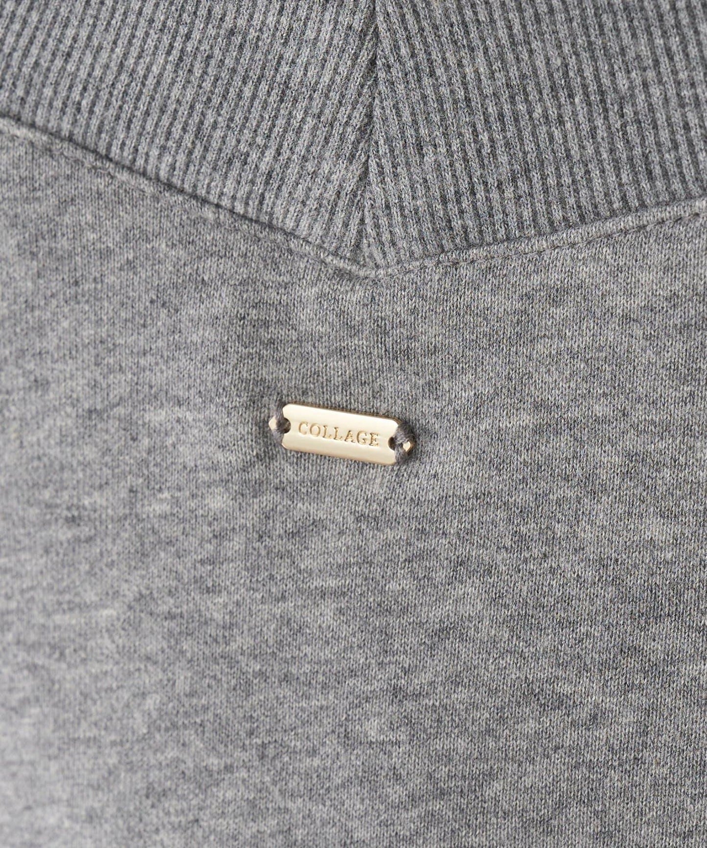 【顯高級感/小臉效果】蕾絲V領衛衣