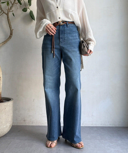 彈力喇叭牛仔褲