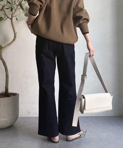 彈力喇叭牛仔褲