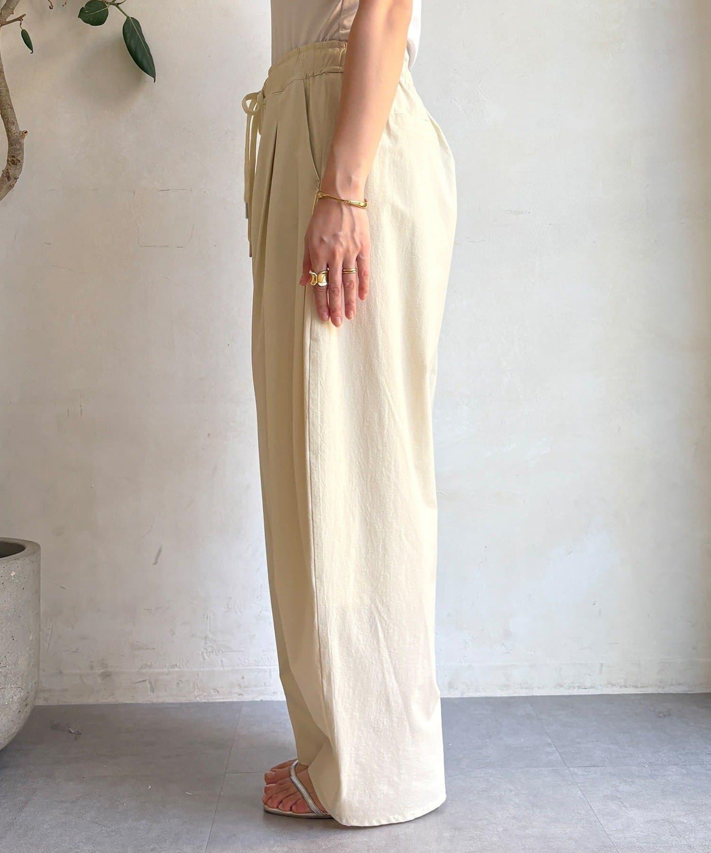 尼龍彈力褶皺束口褲