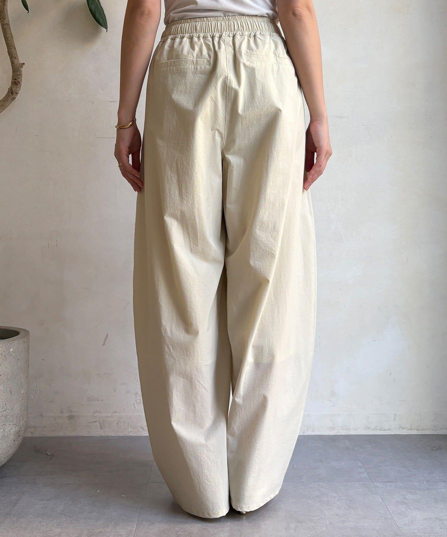 尼龍彈力褶皺束口褲