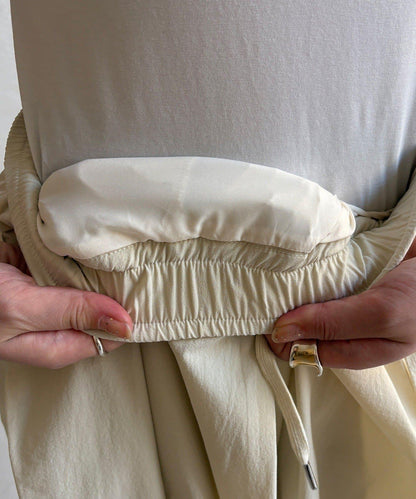 尼龍彈力褶皺束口褲