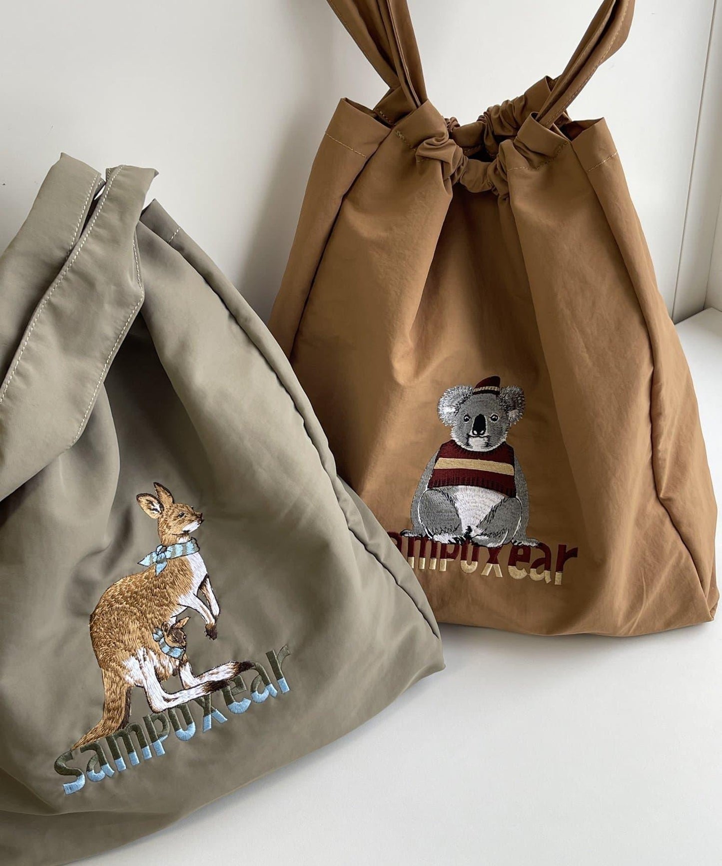 《撥水/A4尺寸適用》sampo×ear聯名刺繡托特包