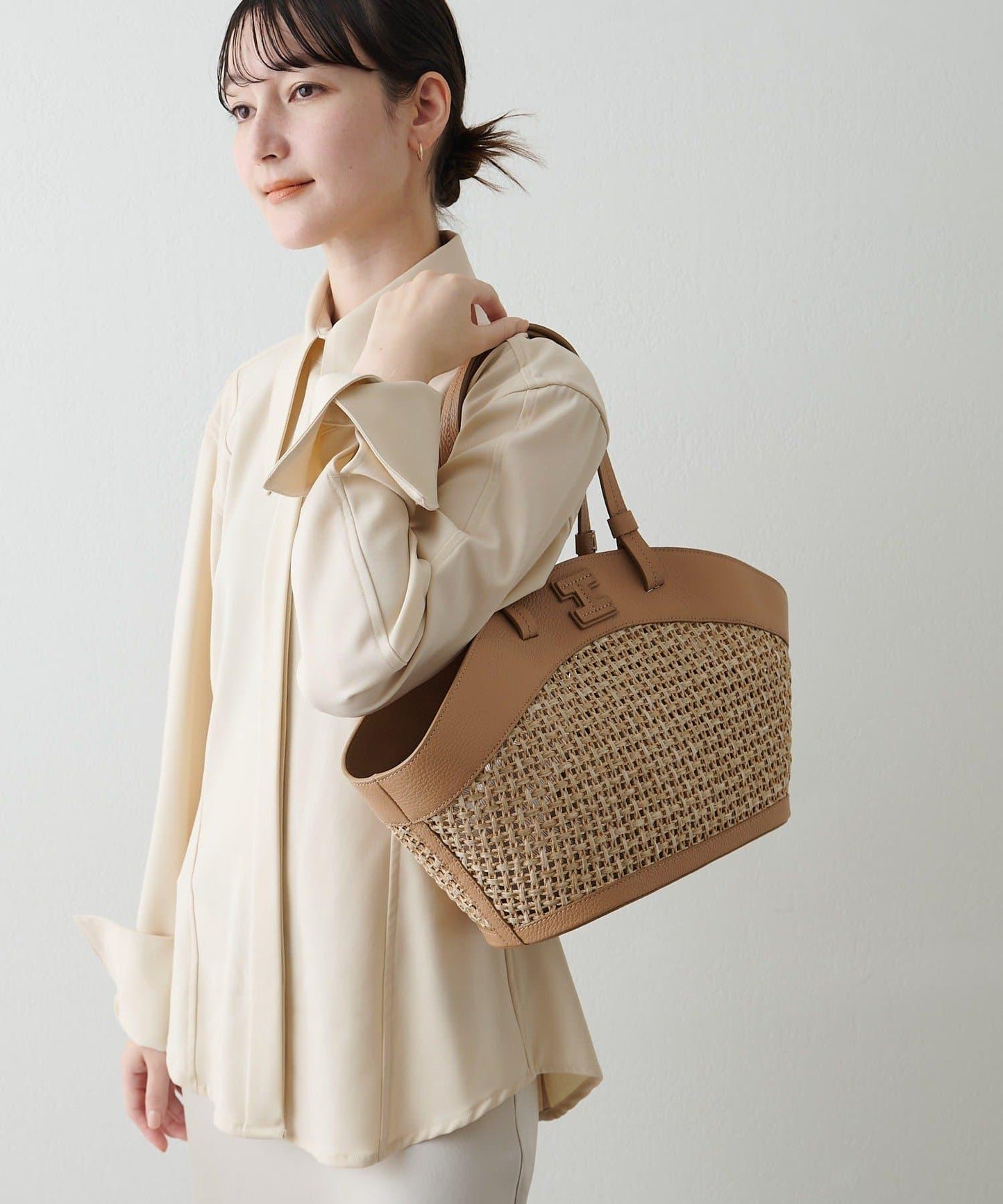 【coming soon】扇形草編鏈條包