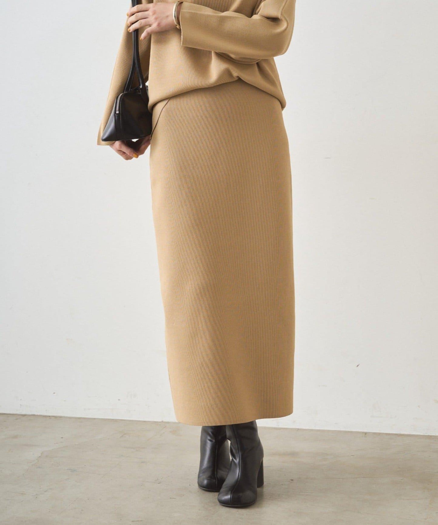 順滑針織修身半身裙