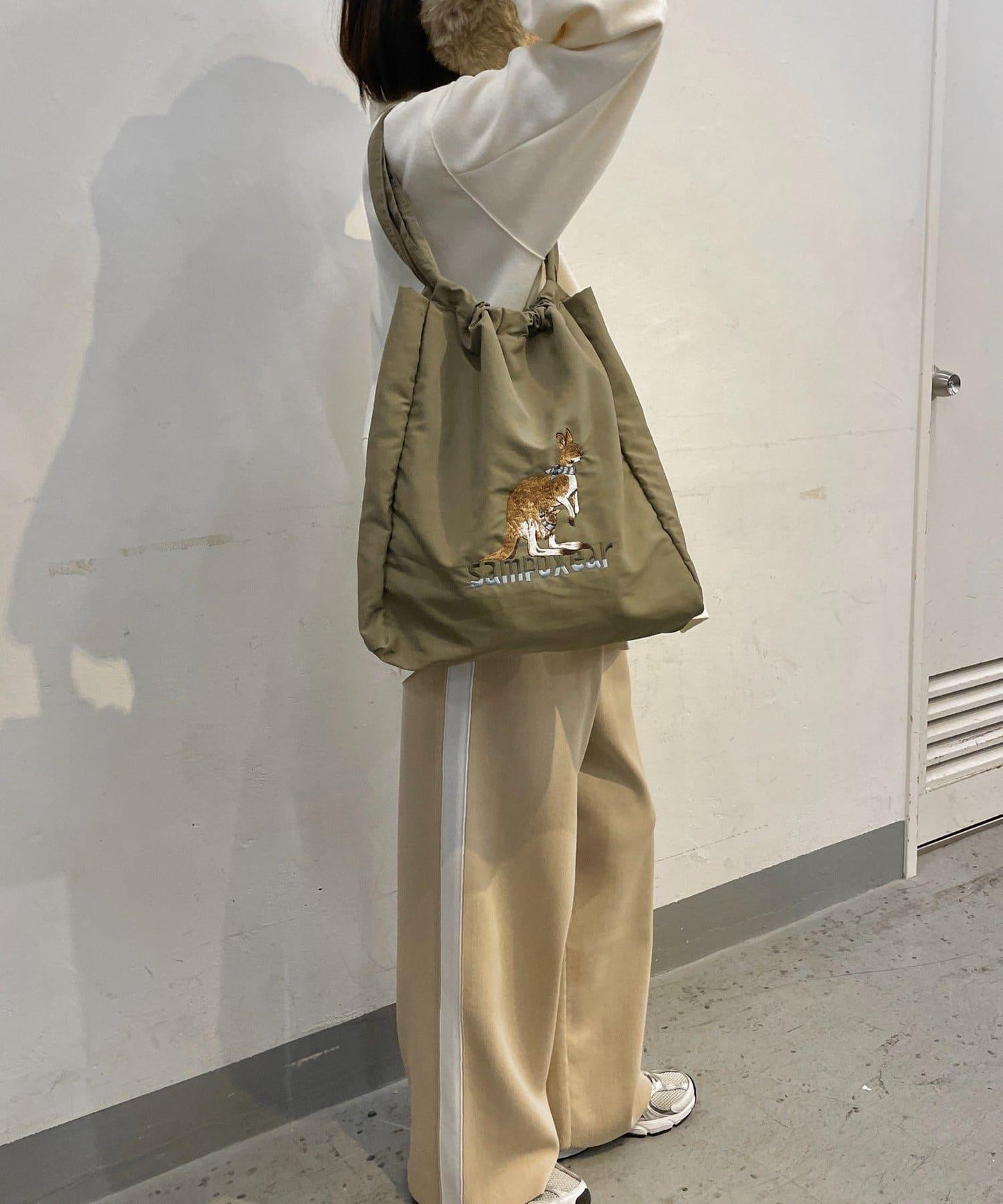 《撥水/A4尺寸適用》sampo×ear聯名刺繡托特包