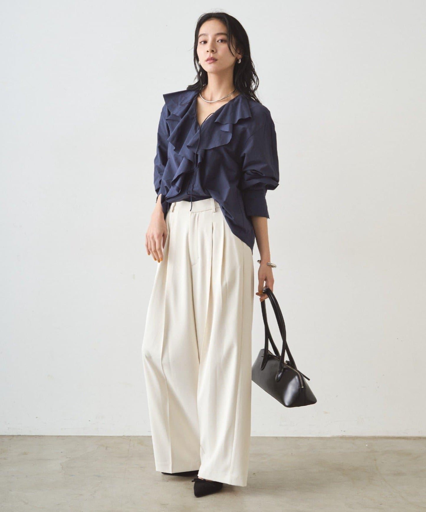 荷葉邊領口襯衫