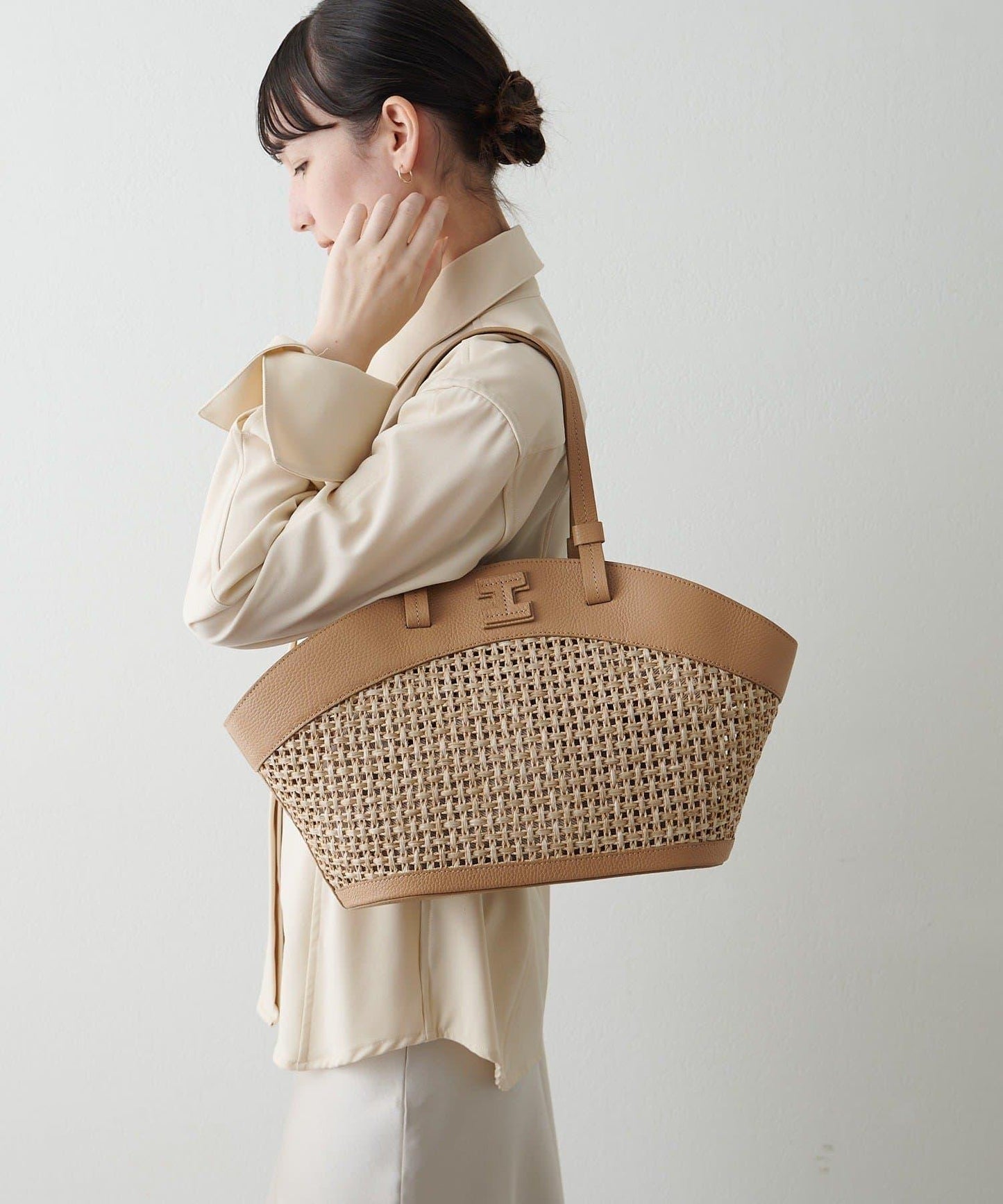 【coming soon】扇形草編鏈條包