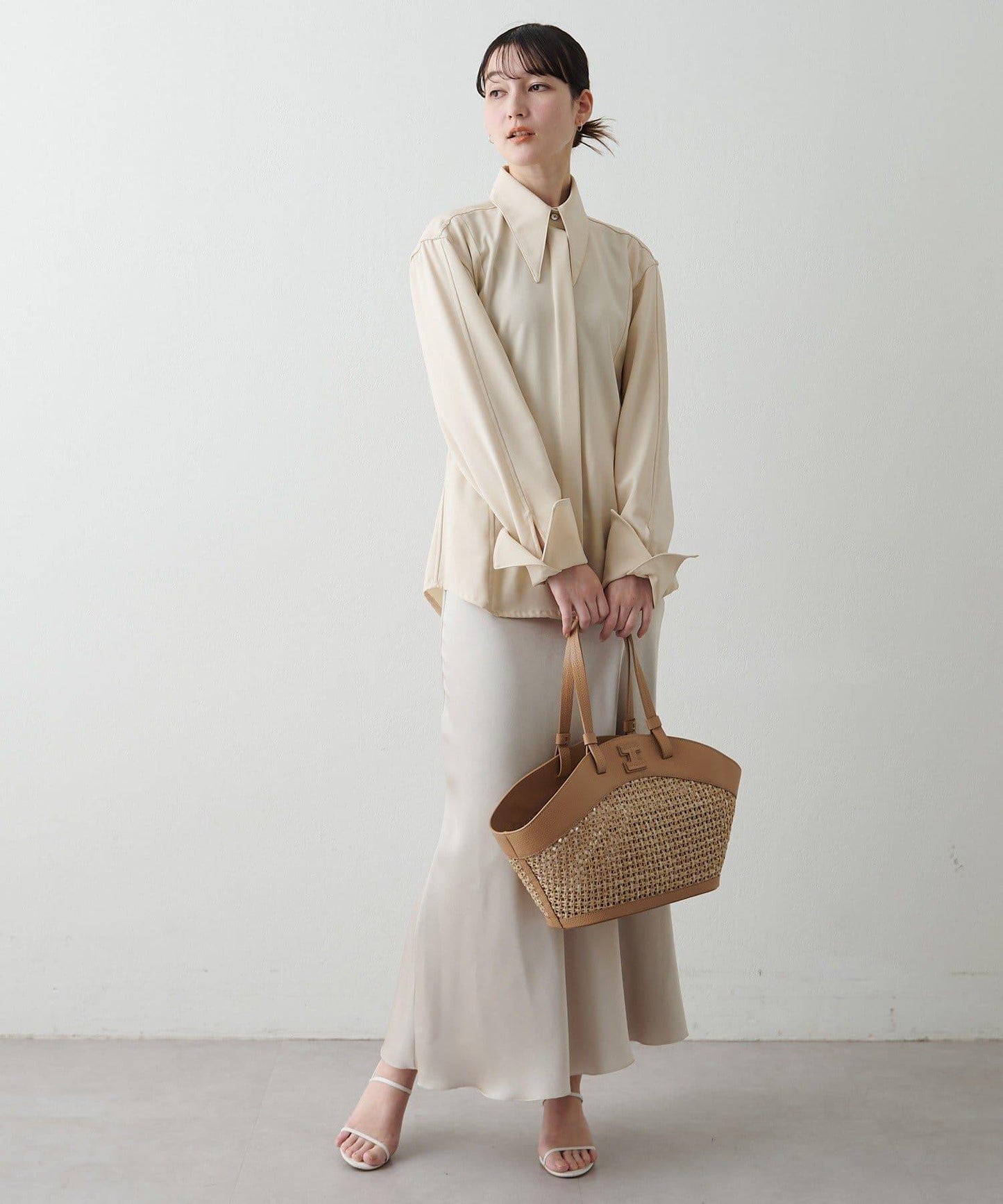 【coming soon】扇形草編鏈條包