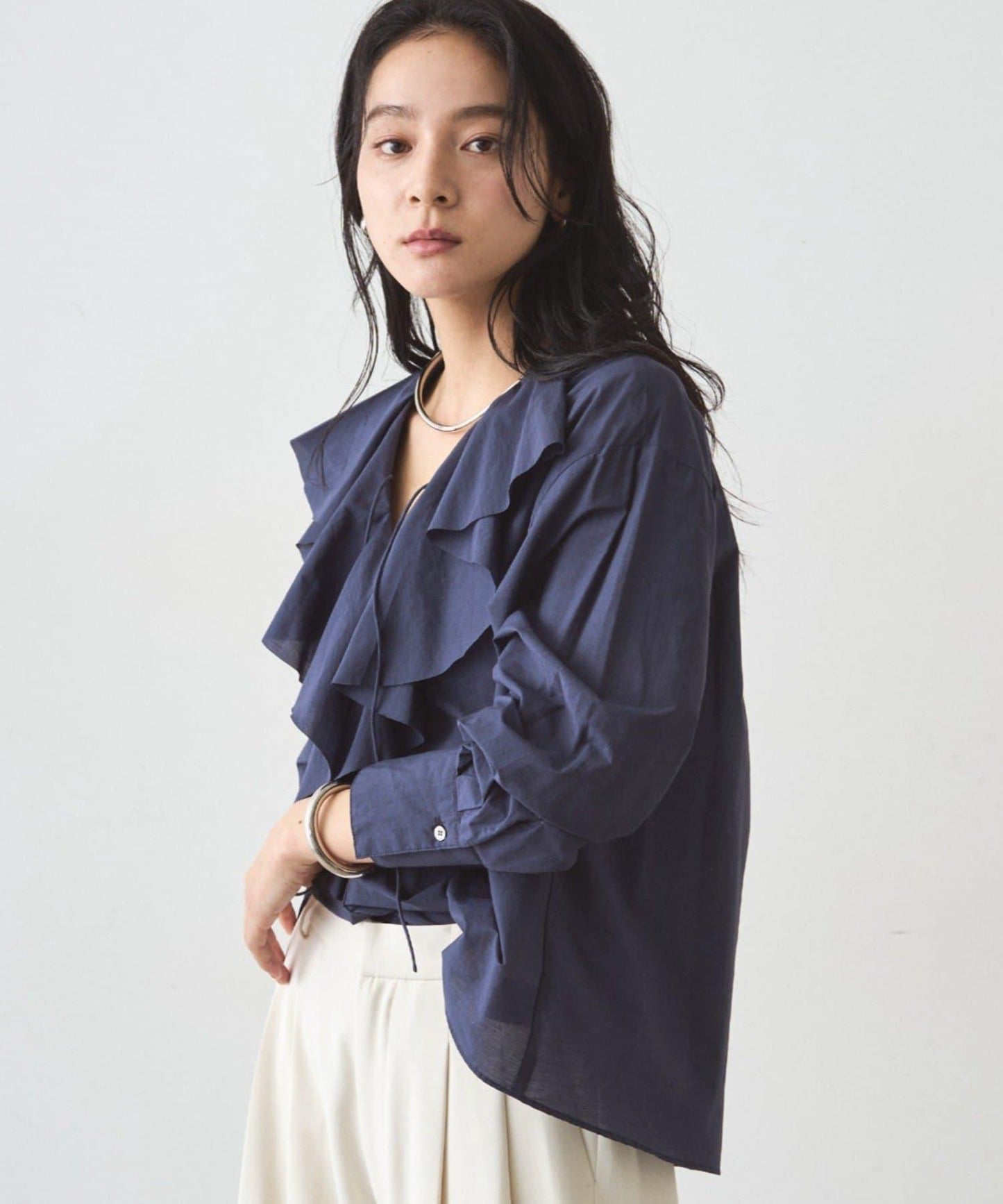 荷葉邊領口襯衫