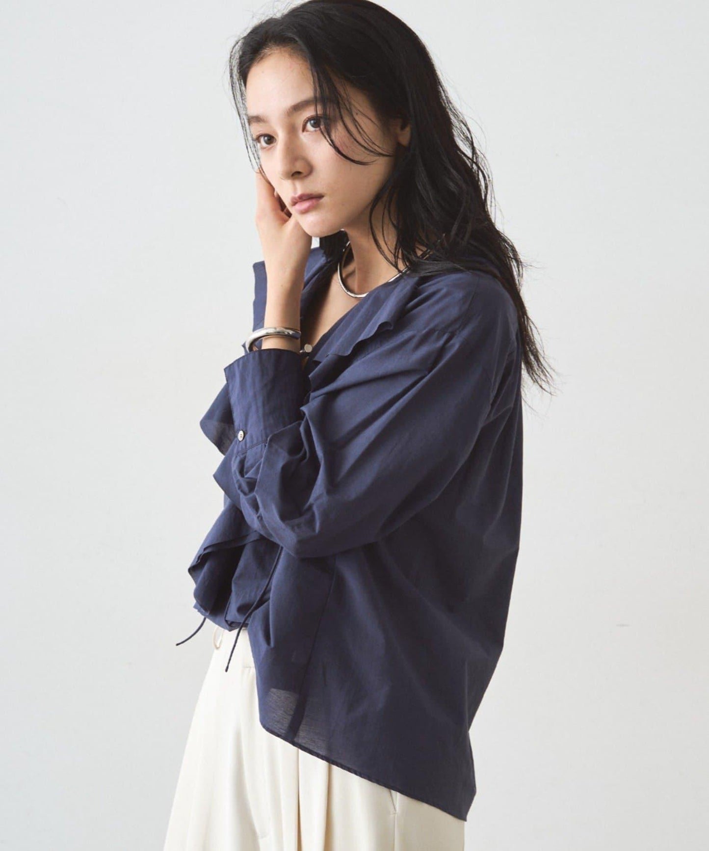 荷葉邊領口襯衫