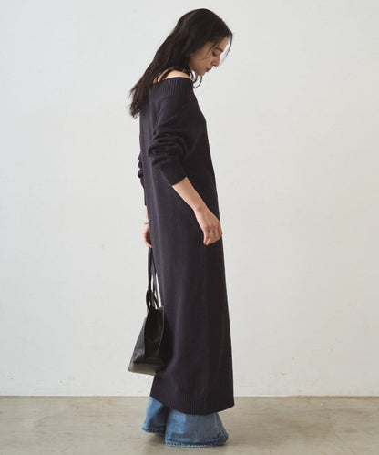 高開衩針織連衣裙