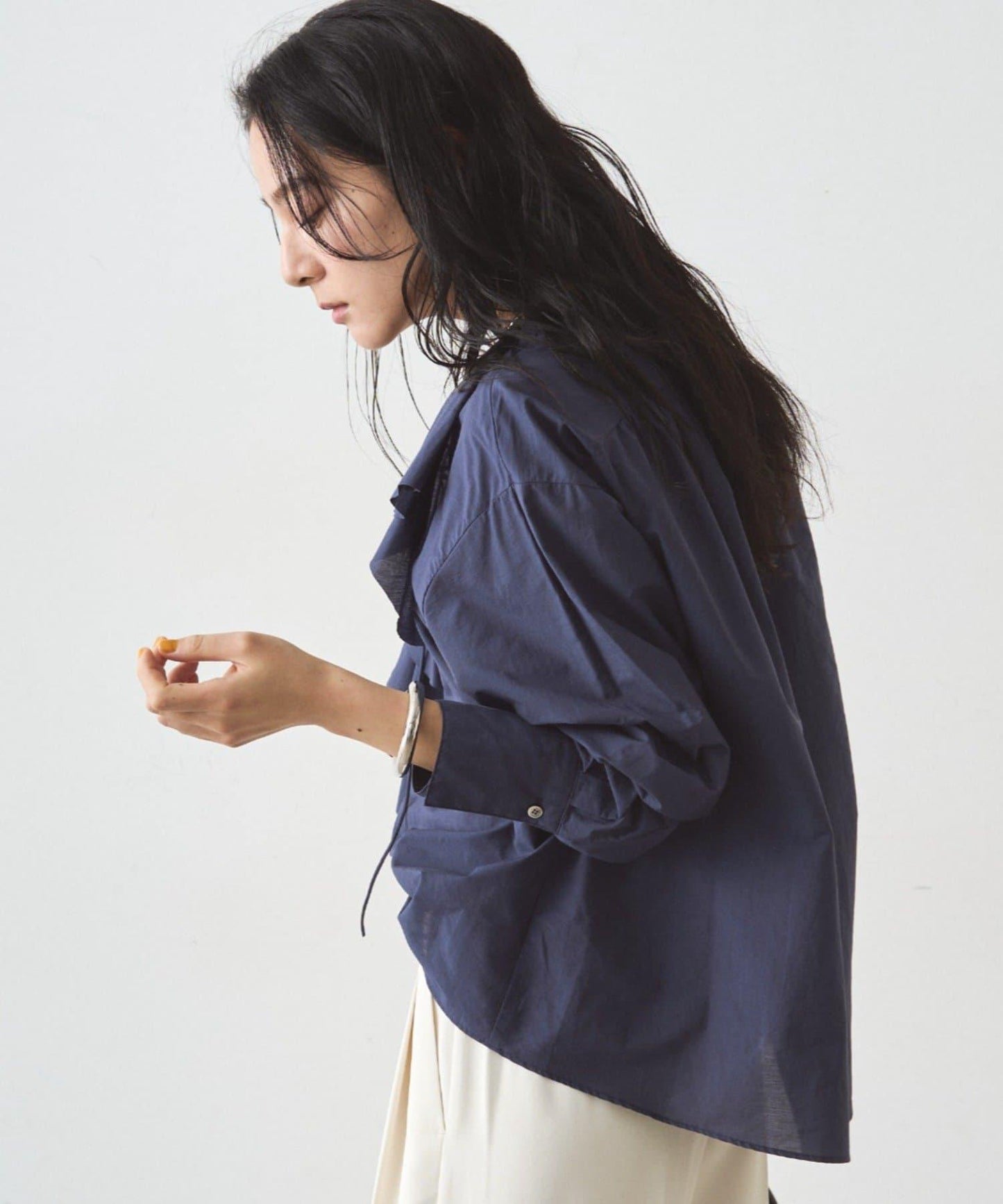 荷葉邊領口襯衫