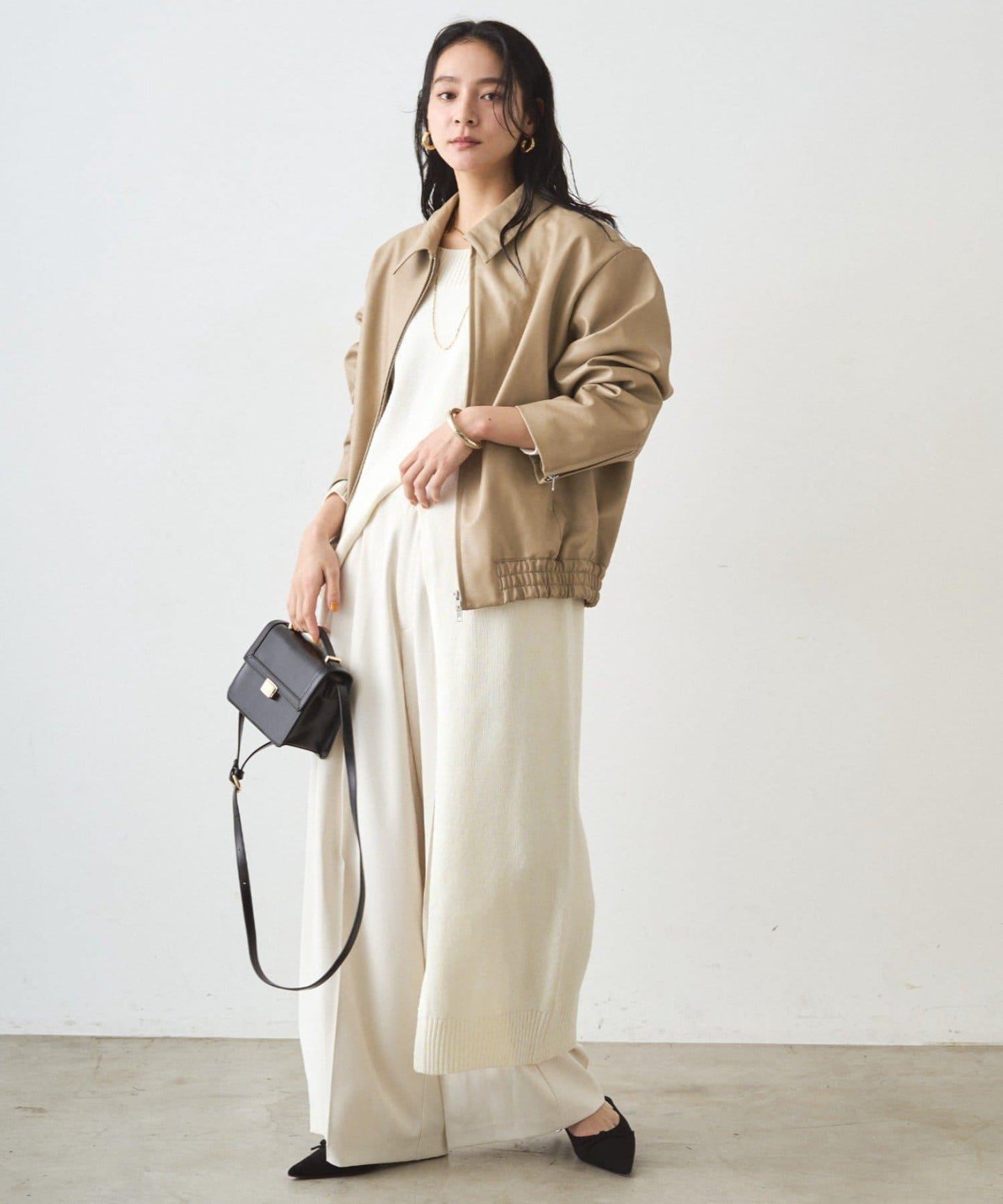 高開衩針織連衣裙