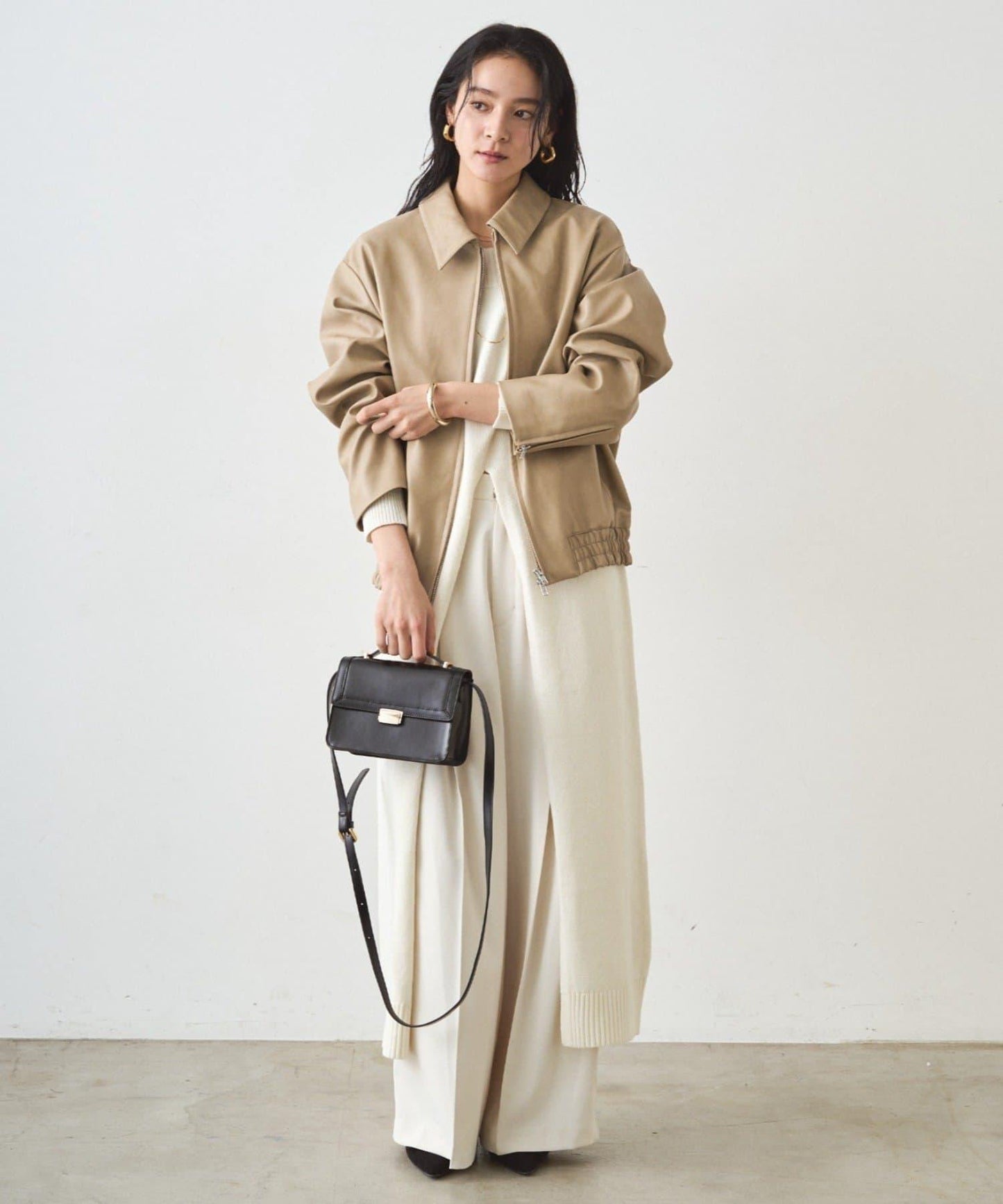 高開衩針織連衣裙