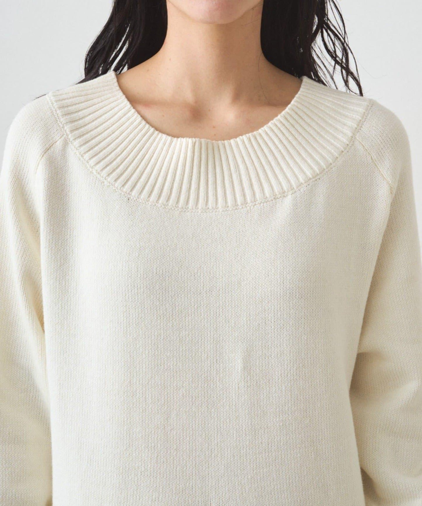 高開衩針織連衣裙