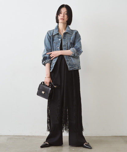 蕾絲吊帶連衣裙