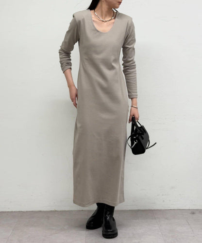 墊肩剪裁連衣裙