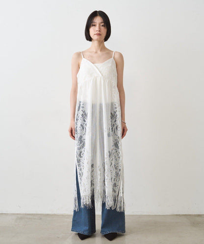 蕾絲吊帶連衣裙