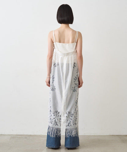 蕾絲吊帶連衣裙