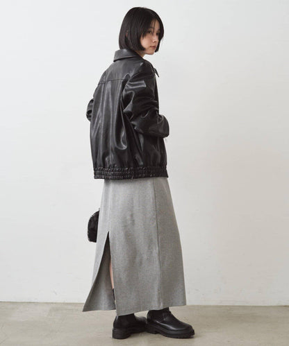 墊肩剪裁連衣裙