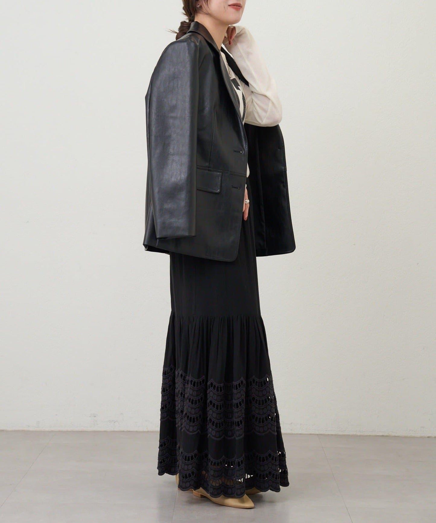 【26SS】波浪花邊蕾絲半身裙