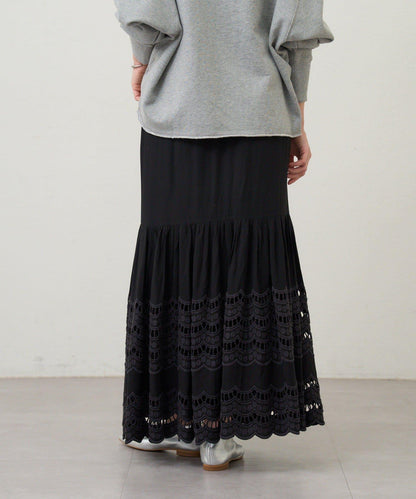 【26SS】波浪花邊蕾絲半身裙