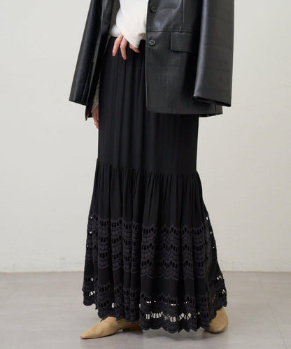 【26SS】波浪花邊蕾絲半身裙