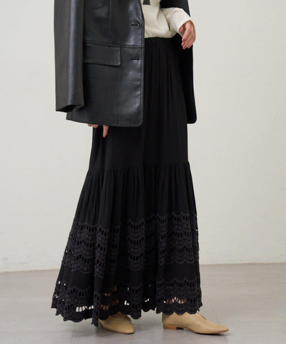 【26SS】波浪花邊蕾絲半身裙