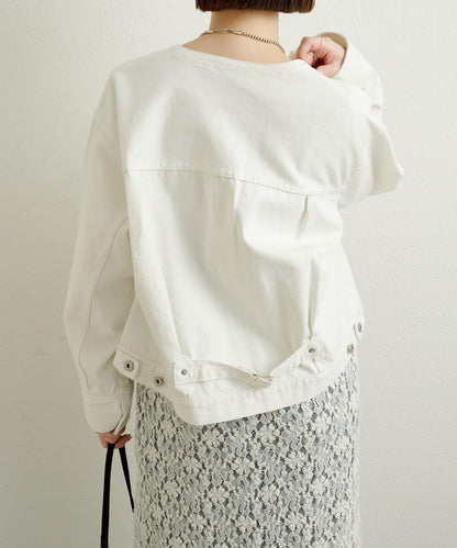 帶胸針破洞牛仔夾克