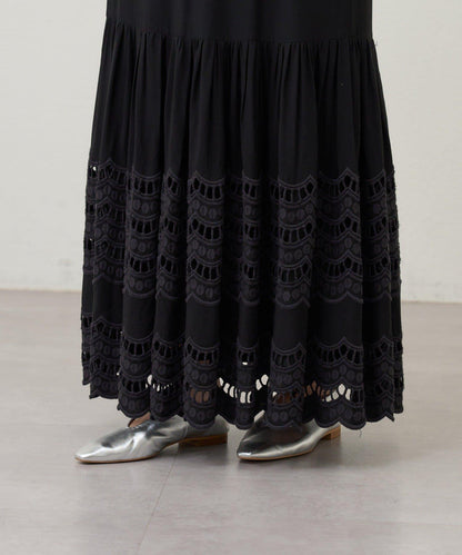 【26SS】波浪花邊蕾絲半身裙