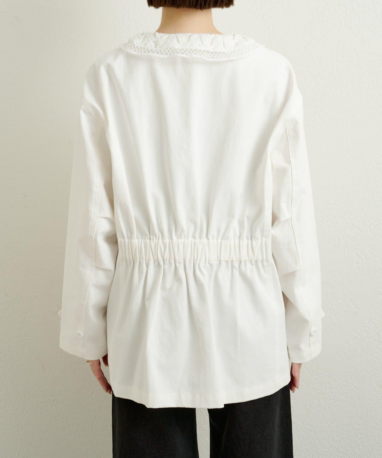 帶領口蕾絲裝飾軍旅風夾克