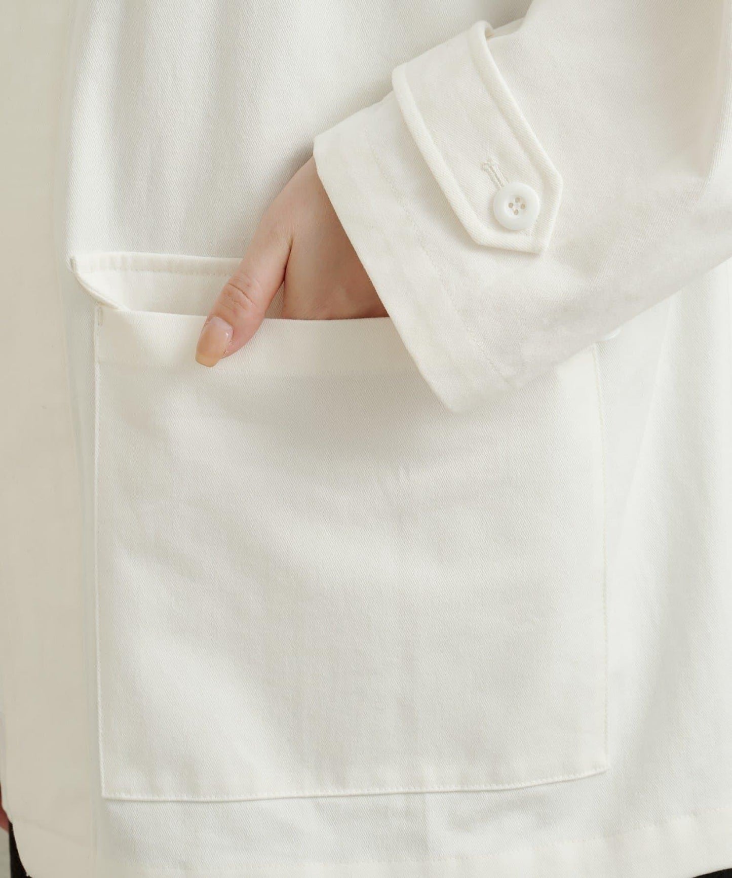 帶領口蕾絲裝飾軍旅風夾克