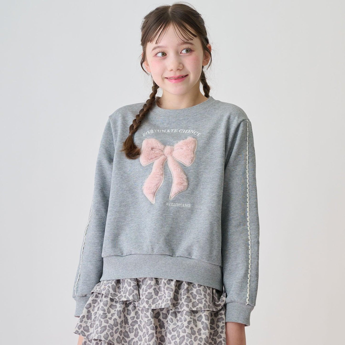 蝴蝶結裝飾衛衣