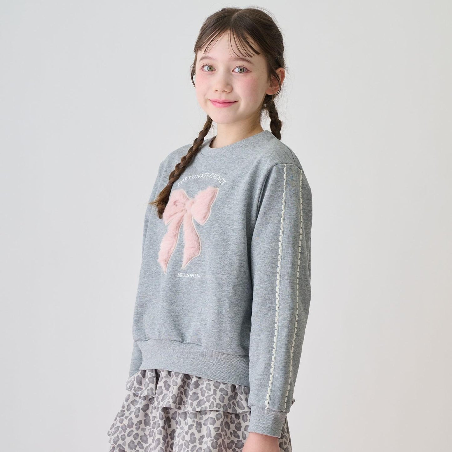 蝴蝶結裝飾衛衣