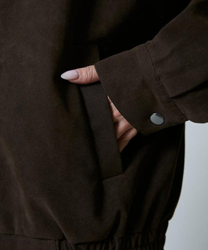 麂皮絨質感 單點刺繡 外套