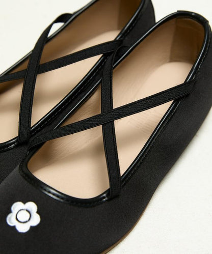 刺繡緞面芭蕾舞鞋