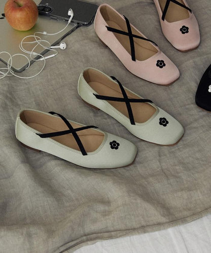 刺繡緞面芭蕾舞鞋