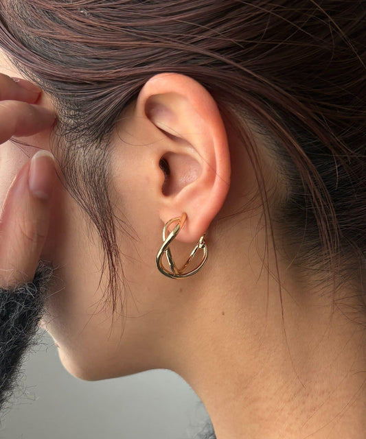 〈GOLDY/ゴールディ〉扭紋圓環耳環