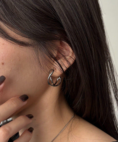 〈GOLDY/ゴールディ〉扭紋圓環耳環