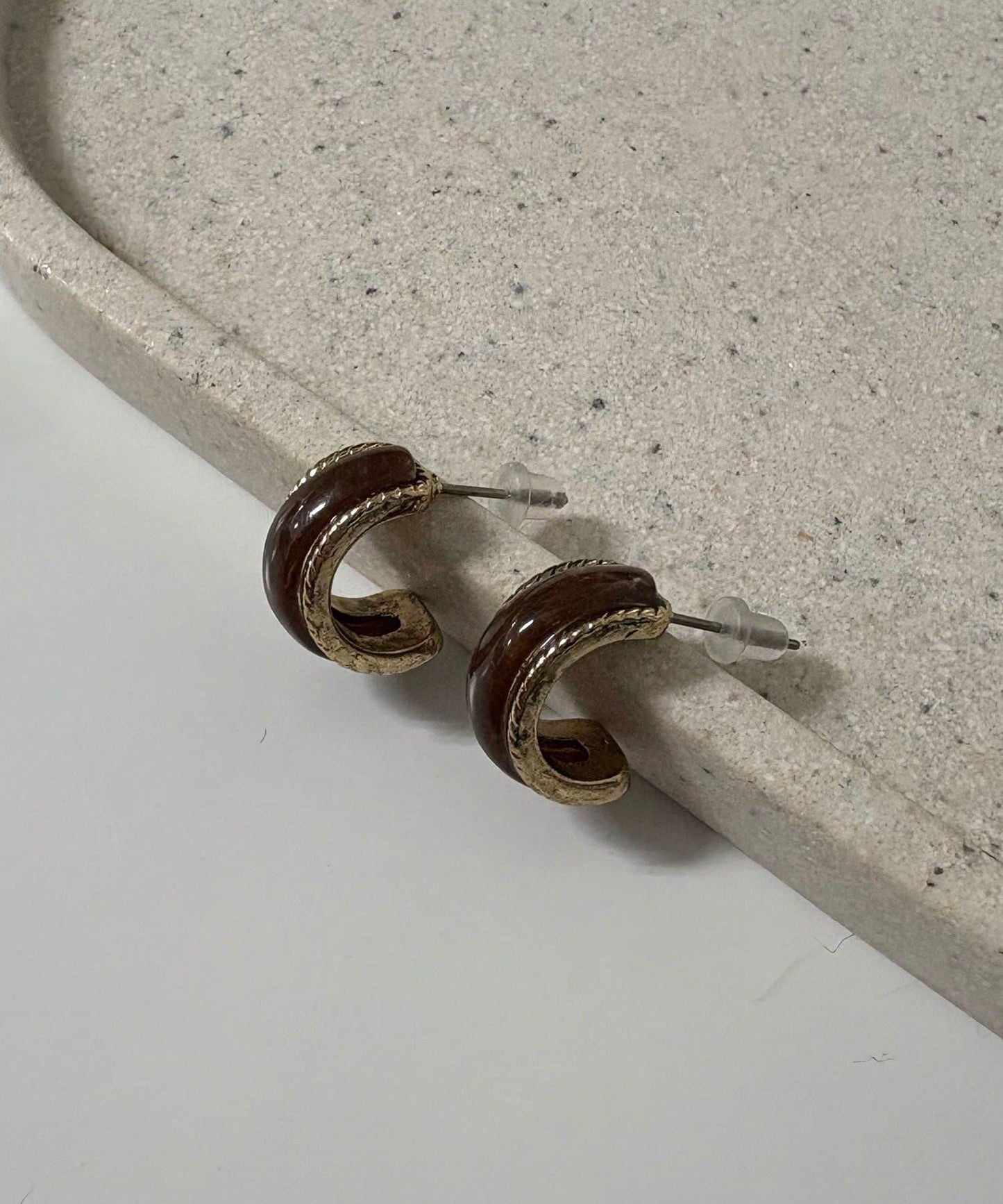 GOLDY 復古風石頭耳環