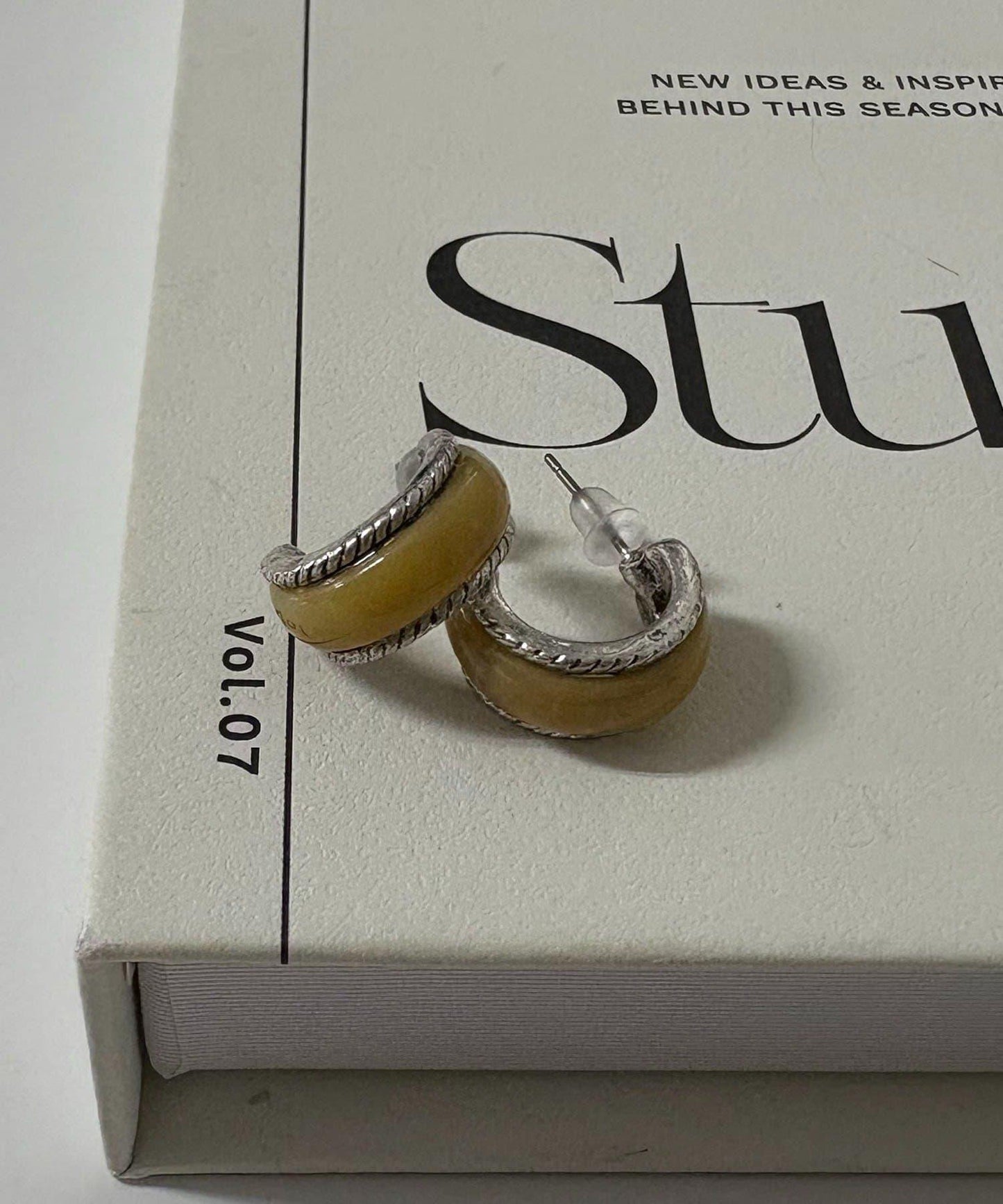 GOLDY 復古風石頭耳環